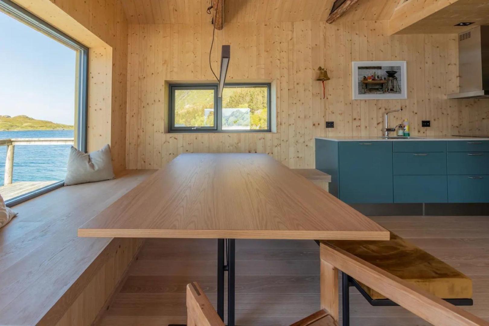 Minkfarmen, Spacious Seaside Cabin With Scenic View Рамберг Екстериор снимка