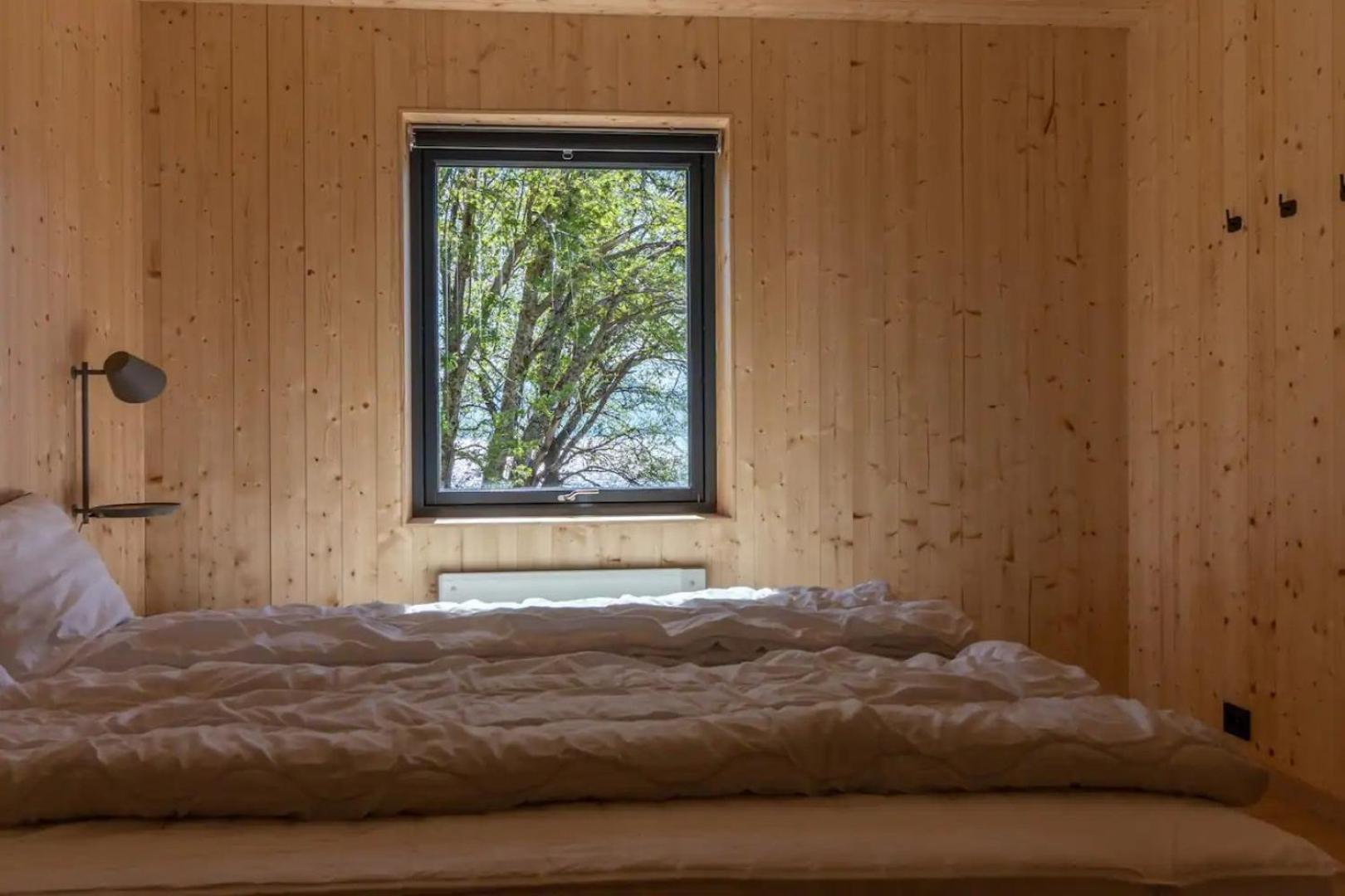 Minkfarmen, Spacious Seaside Cabin With Scenic View Рамберг Екстериор снимка